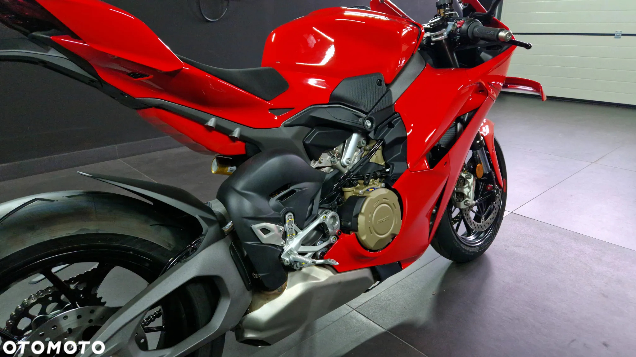 Ducati Panigale V4 - 10