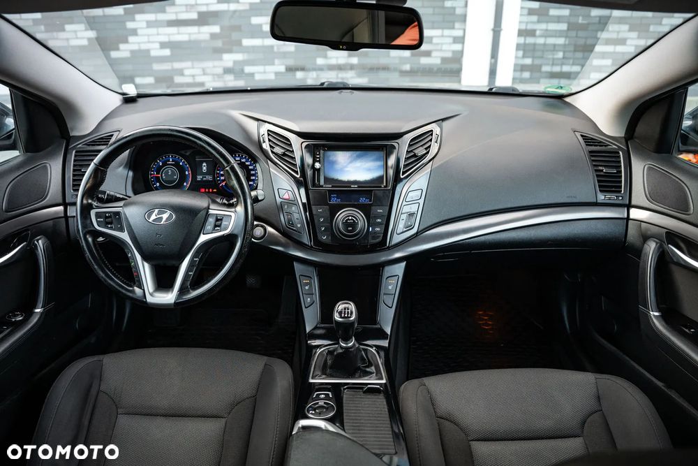 Hyundai i40 1.7 CRDi Comfort + - 22