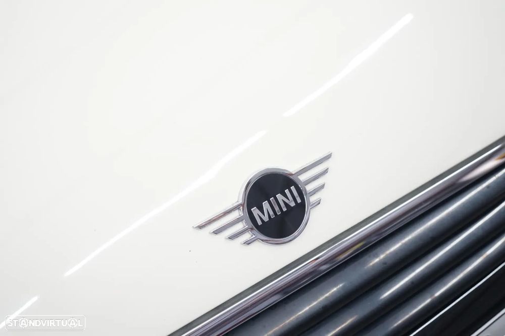 MINI 5 Portas Cooper Auto - 8