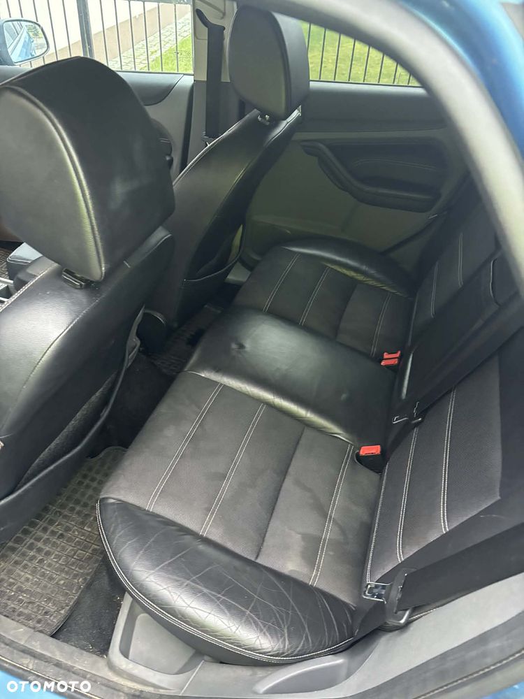 Ford Focus 1.8 FF Platinium X - 4