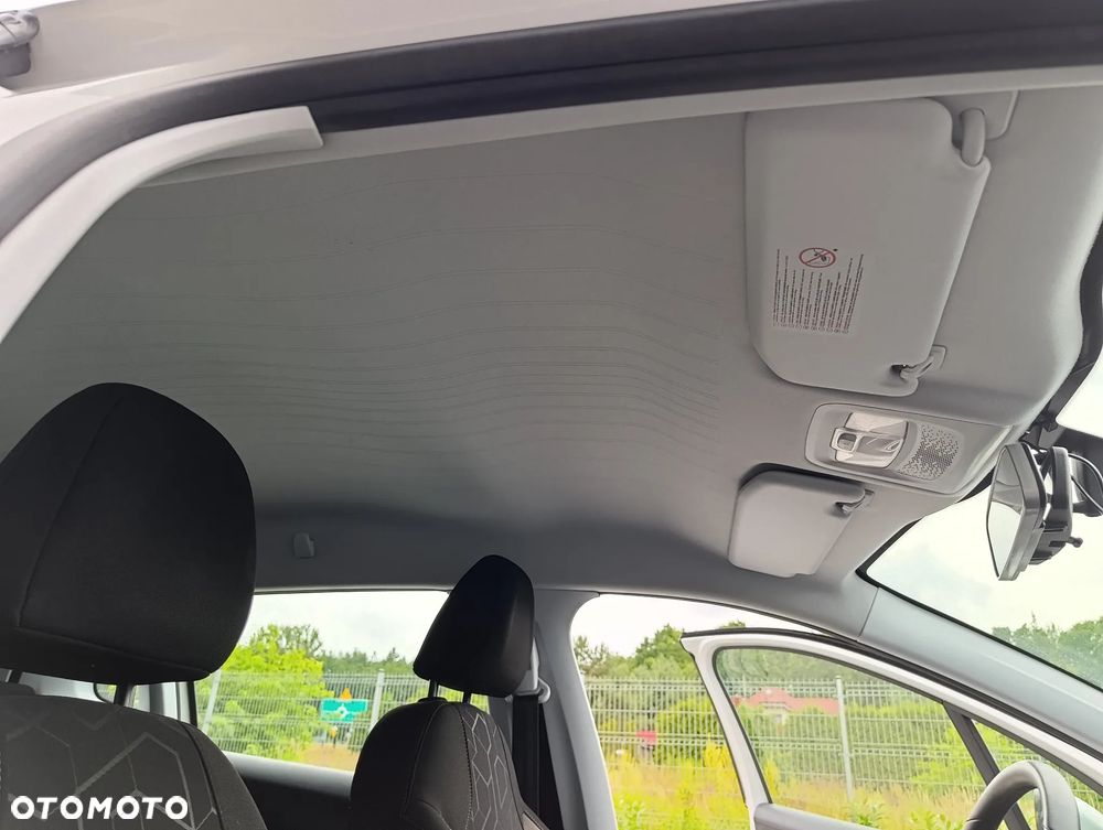 Peugeot 2008 - 11
