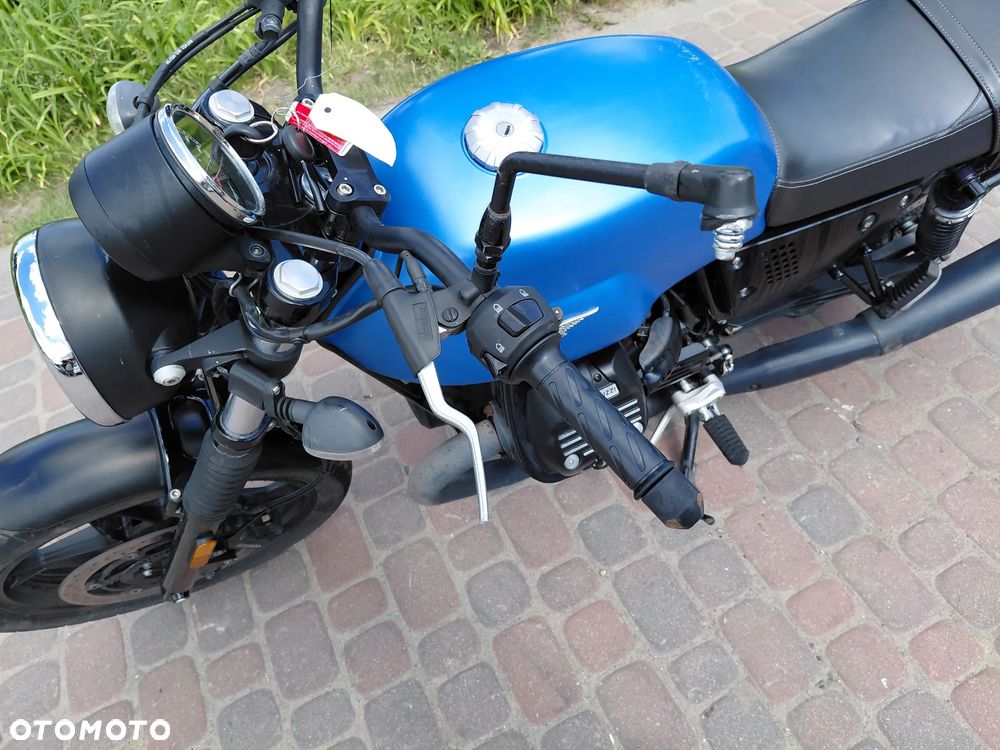 Moto Guzzi V7 - 15