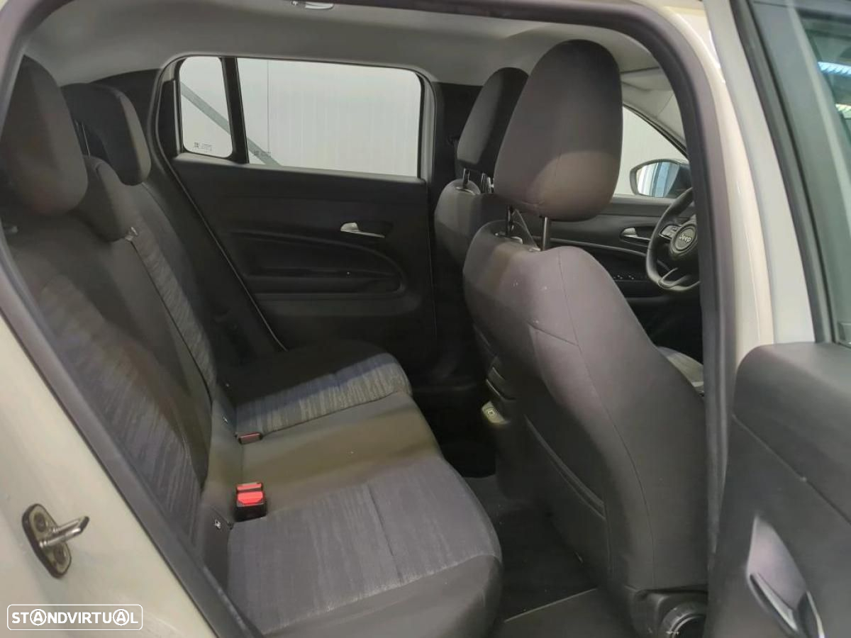 Jeep Avenger 54 kWh Longitude - 7