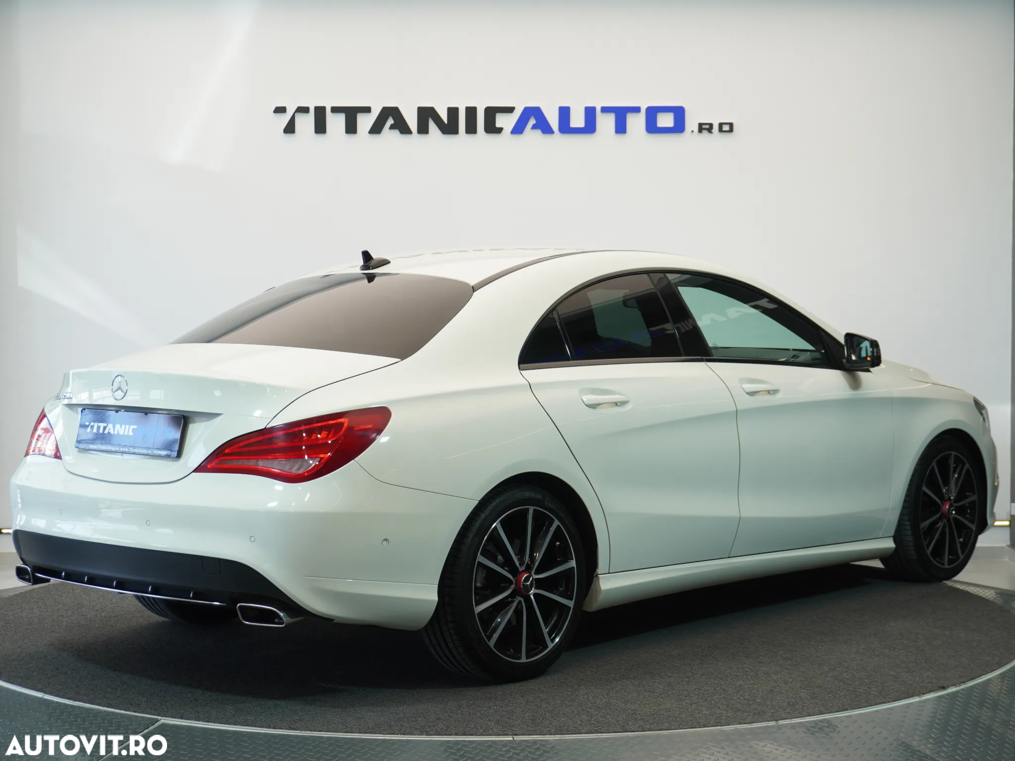 Mercedes-Benz CLA 200 7G-DCT Edition 1 - 4
