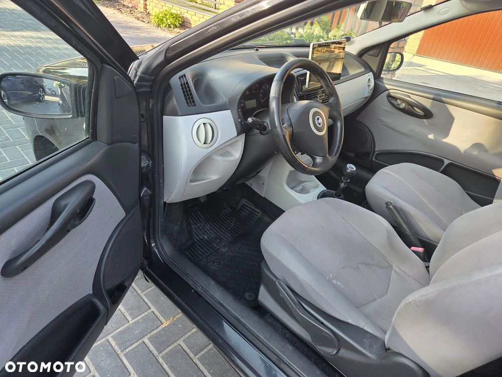 Fiat Punto - 6