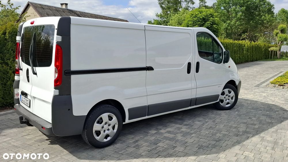 Opel VIVARO - 9