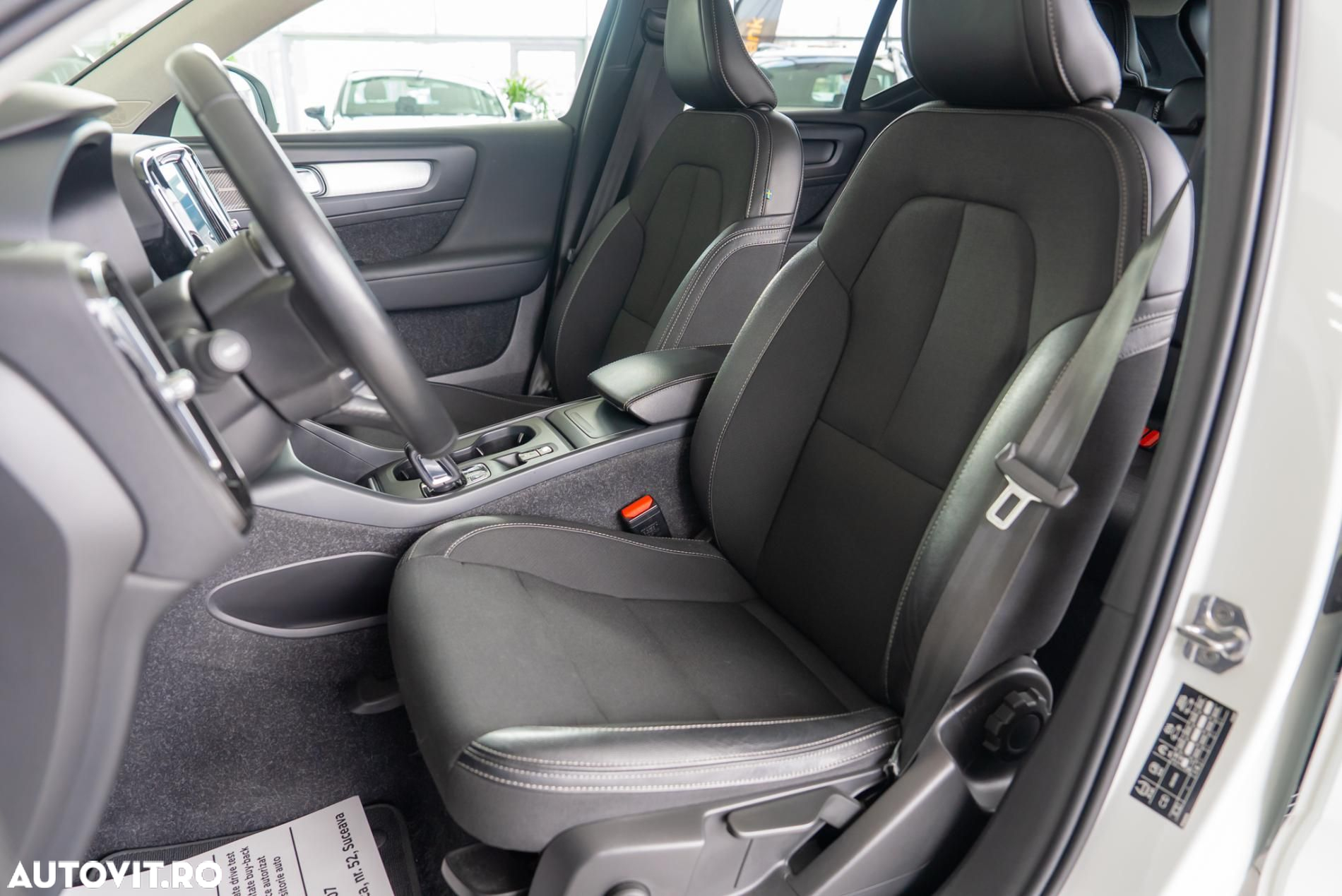 Volvo XC 40 D3 Momentum Pro - 5