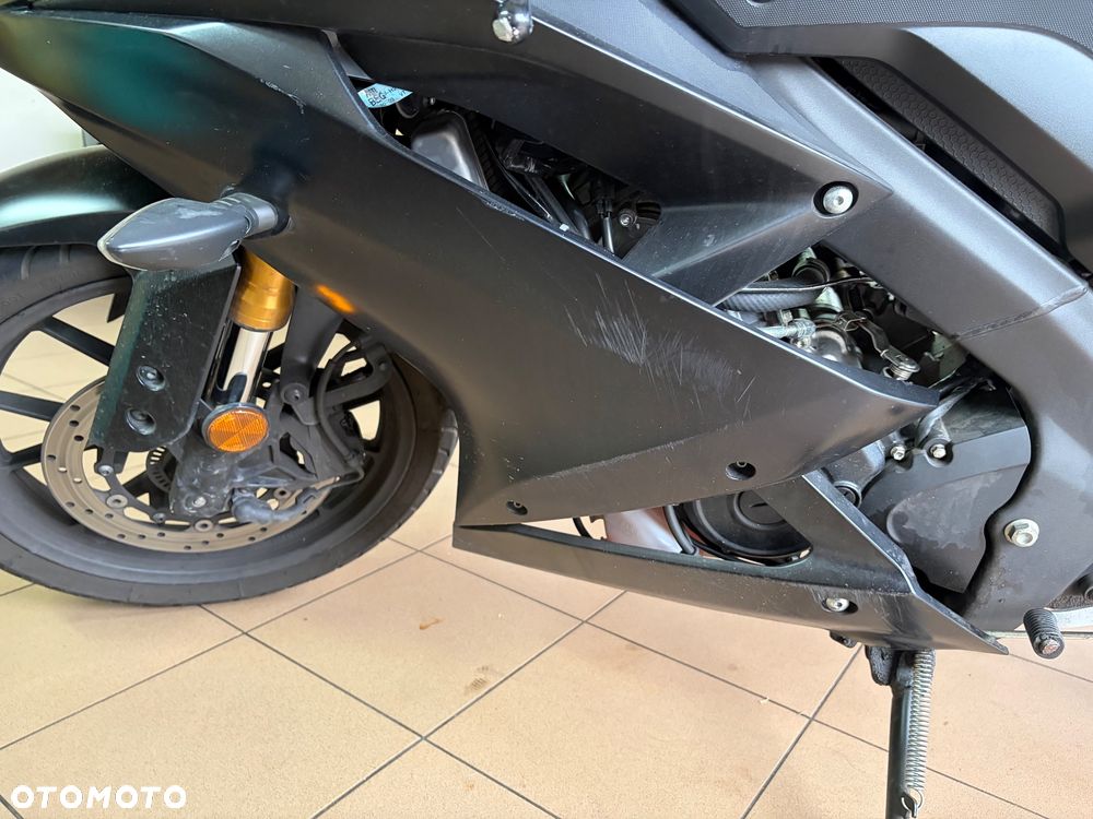 Yamaha R125 - 6