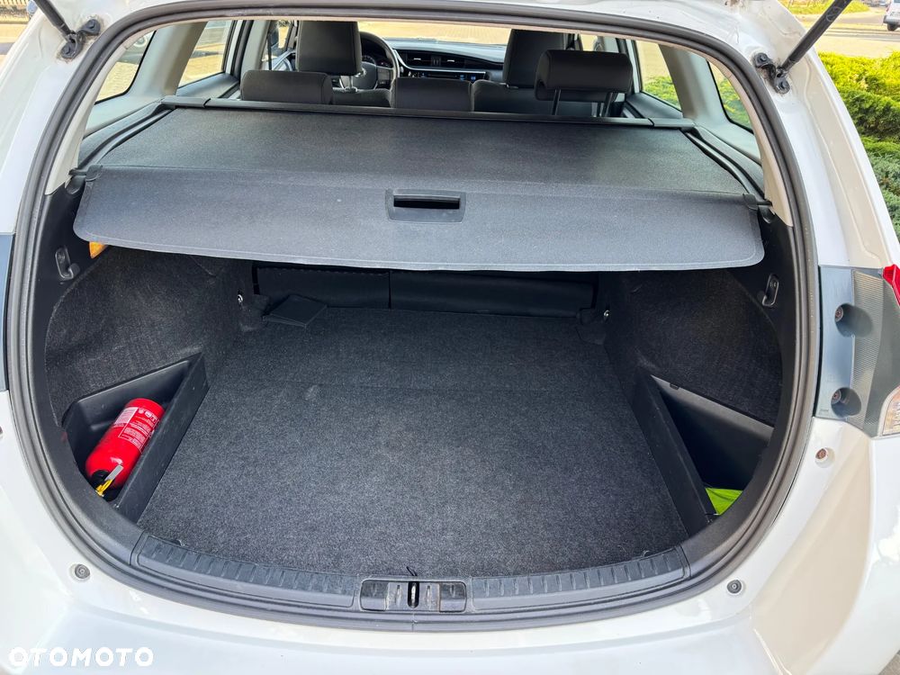 Toyota Auris 1.4 D-4D Comfort - 14