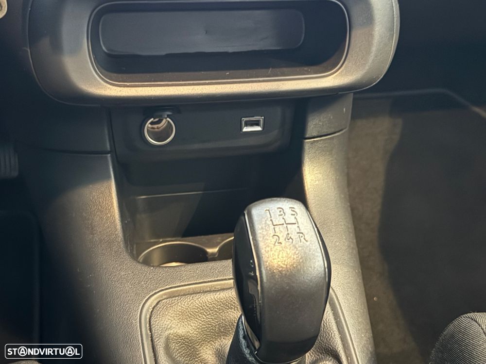 Citroën C3 1.2 PureTech C-Series - 18
