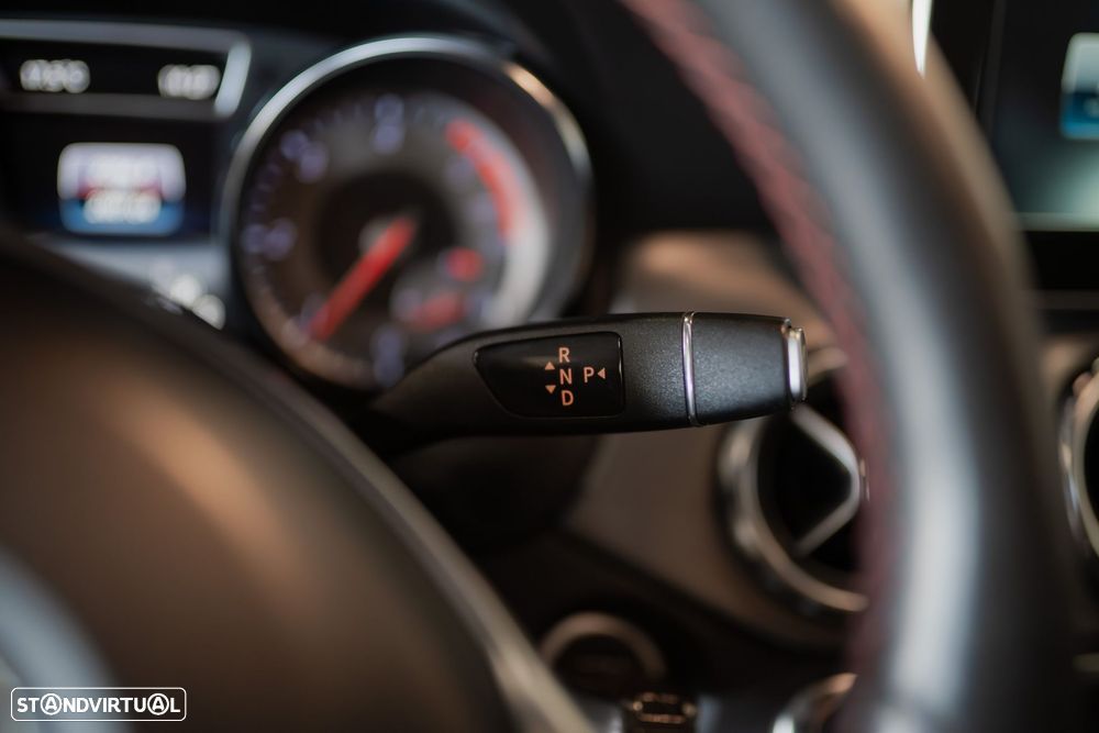 Mercedes-Benz GLA 180 d AMG Line Aut. - 31