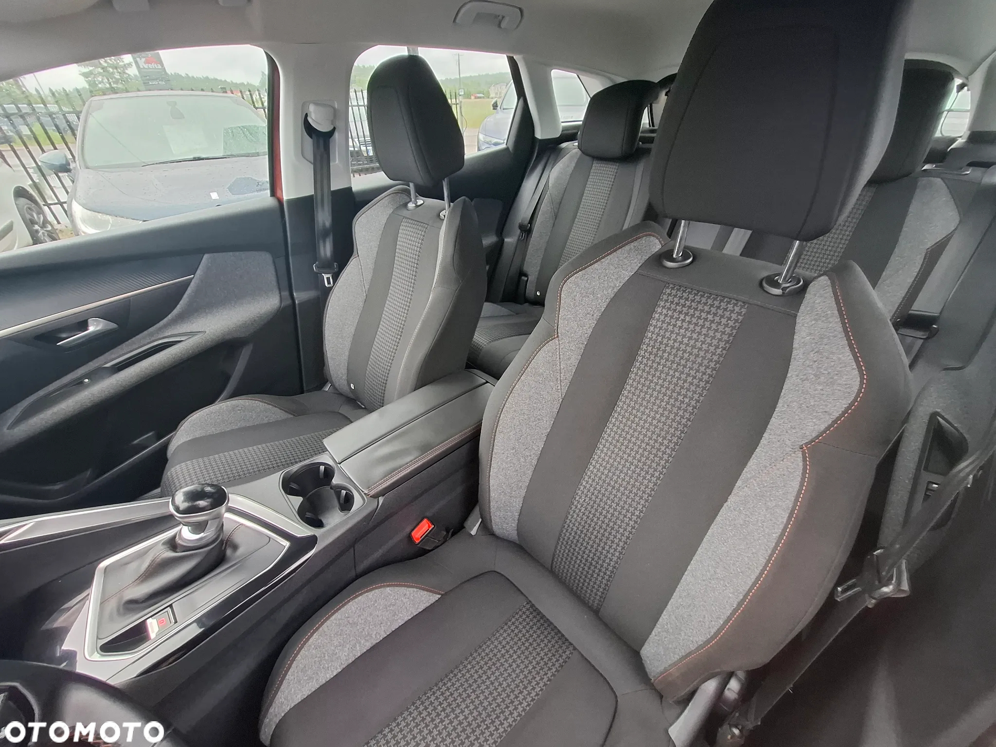 Peugeot 3008 1.2 PureTech Allure - 13