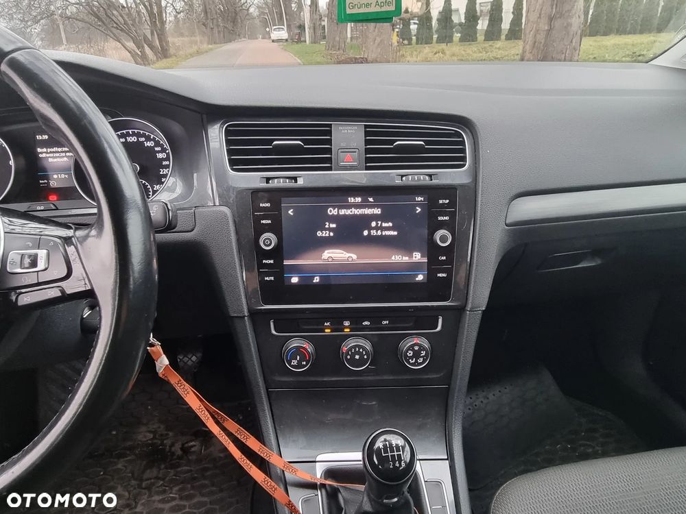 Volkswagen Golf 1.4 TSI BMT Comfortline - 12