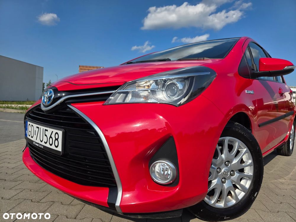 Toyota Yaris Hybrid 100 Premium EU6 - 3