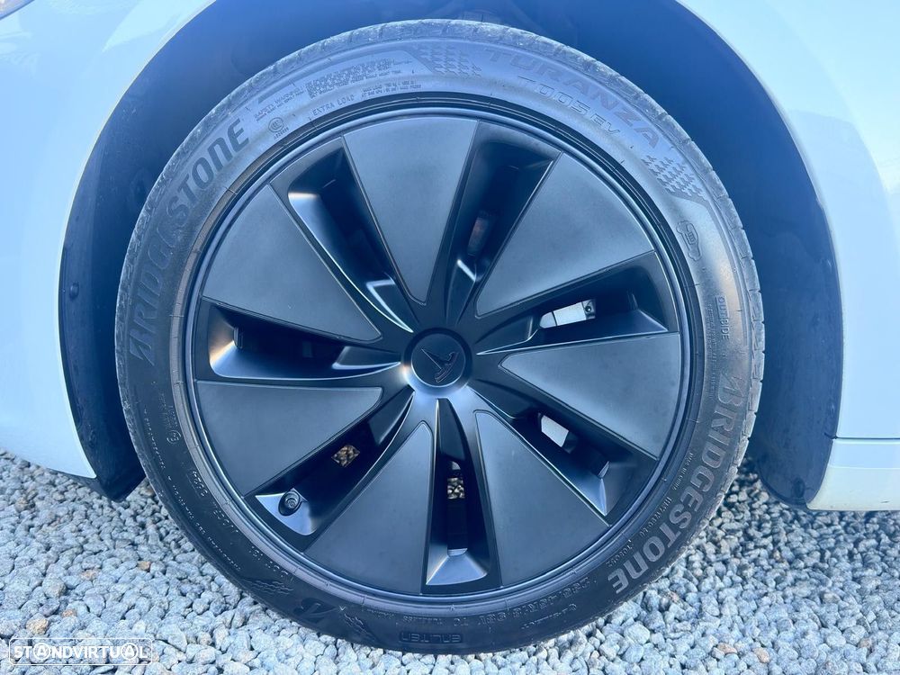 Tesla Model 3 Premium Long Range RWD - 8