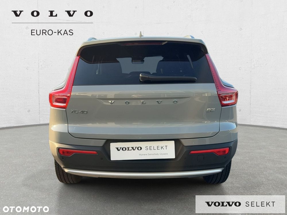 Volvo XC 40 - 8