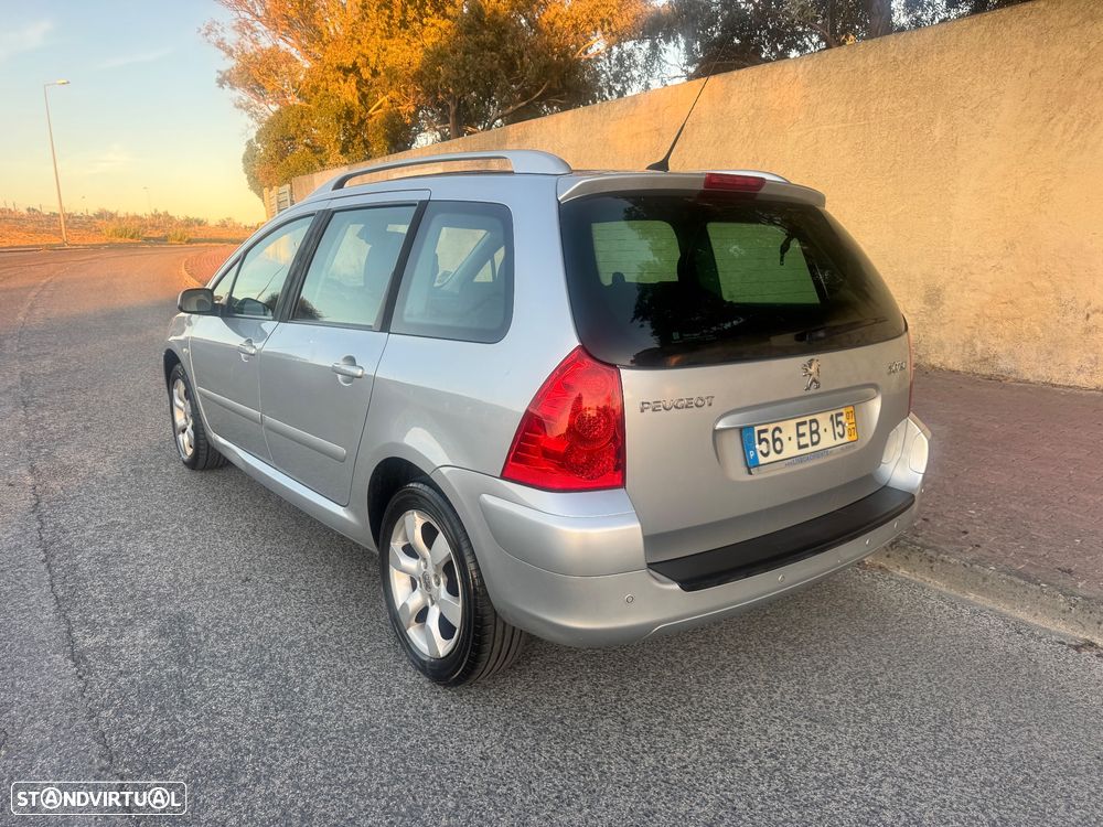 Peugeot 307 SW 1.6 HDi FAP Executive - 3