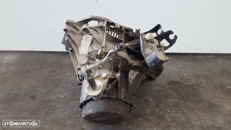 CAIXA VELOCIDADES FIAT SCUDO FURGÃO 2004 - 3