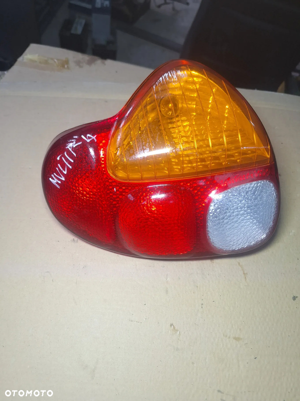 lampa prawa tył  MULTIPLA