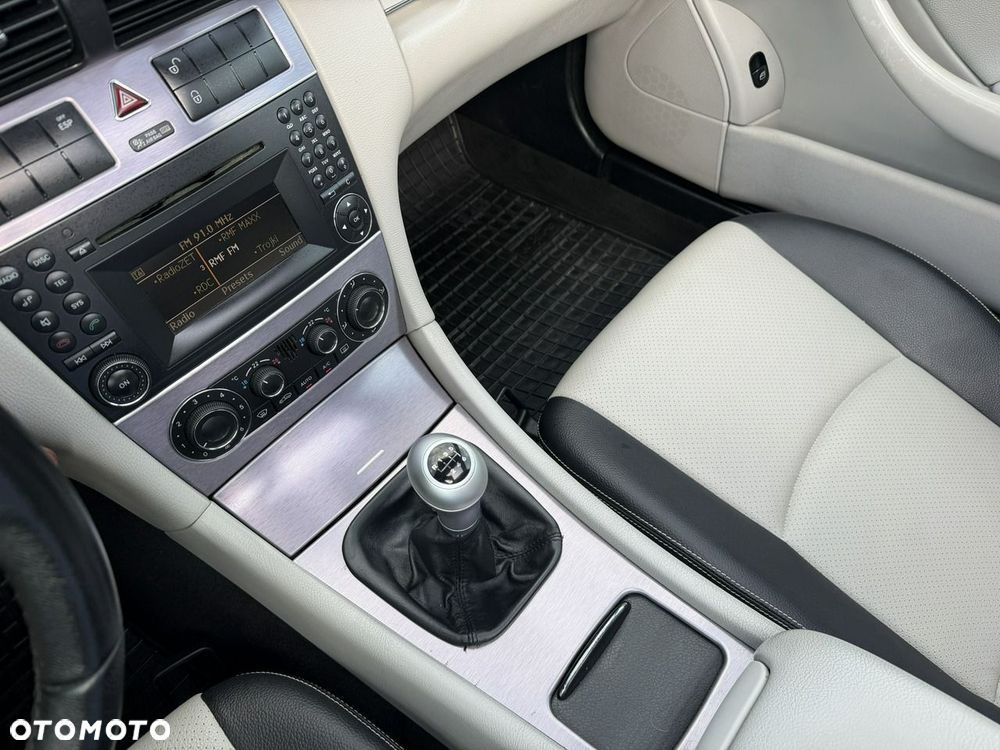 Mercedes-Benz CLC - 25