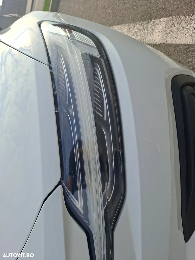 Volvo V60 B4 MHEV AT8 FWD Momentum - 13