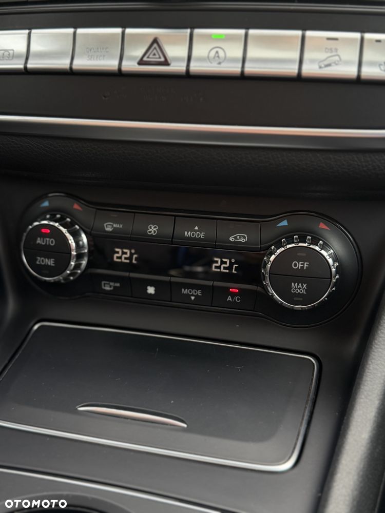 Mercedes-Benz GLA 250 4-Matic - 12
