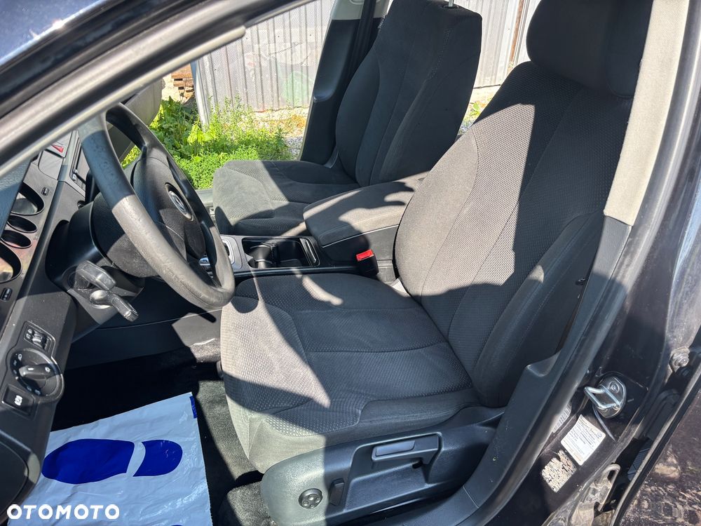 Volkswagen Passat 2.0 TDI DSG Comfortline - 12