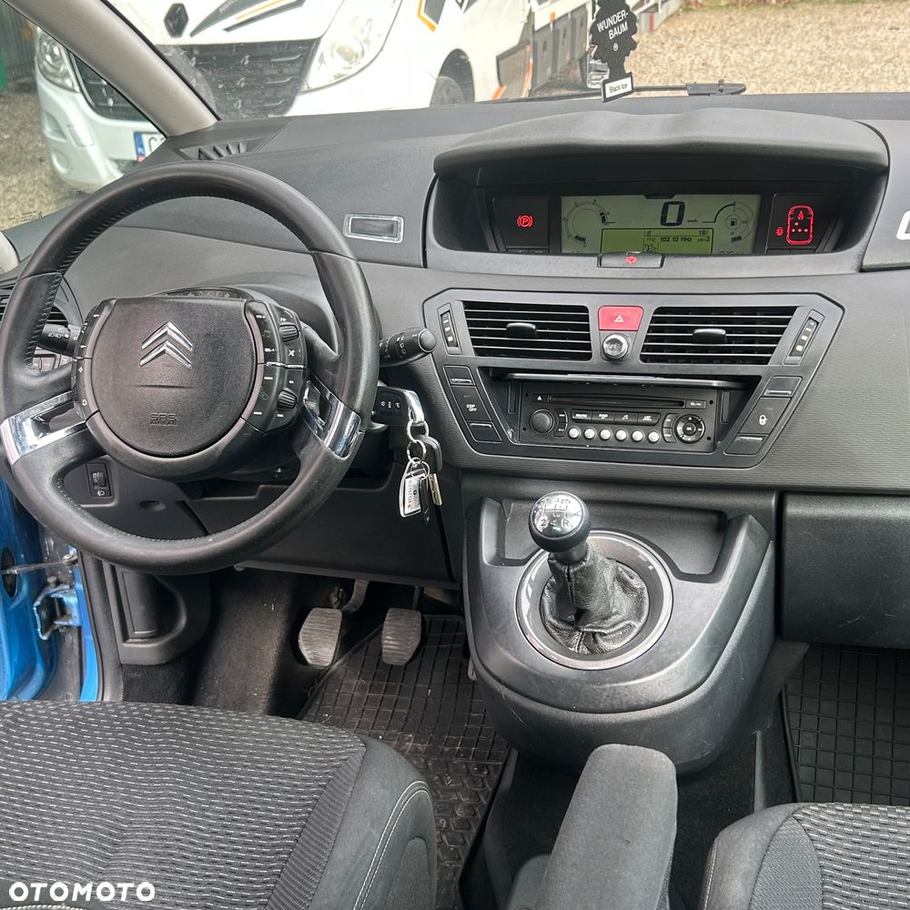 Citroën C4 Picasso - 11
