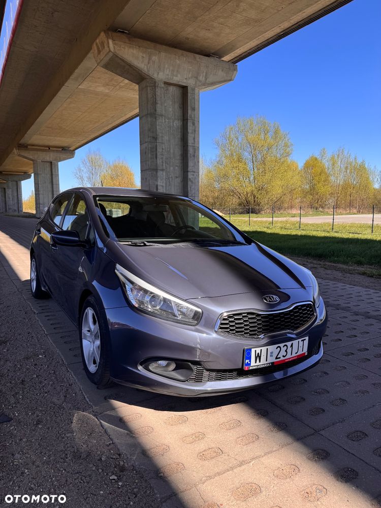 Kia Ceed 1.6 CRDi M - 27