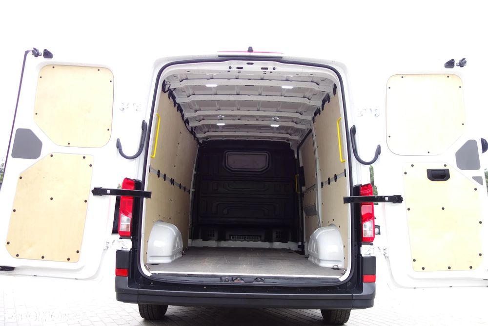 Volkswagen Crafter Automat DSG  2.0 Tdi Niski -Długi Klima Kamera - 11