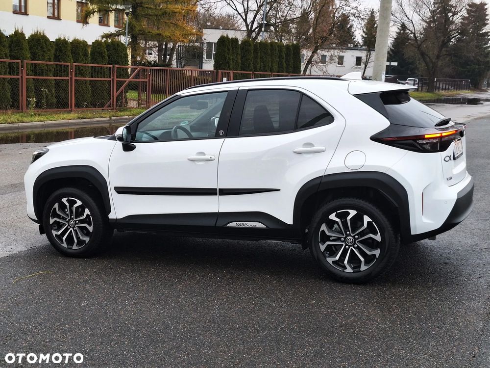 Toyota Yaris Cross 130 1.5 VVT-i Team Deutschland - 14