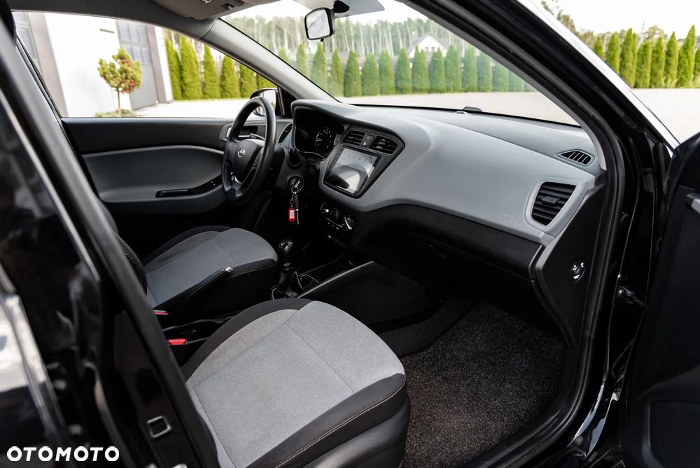 Hyundai i20 1.2 Select - 21