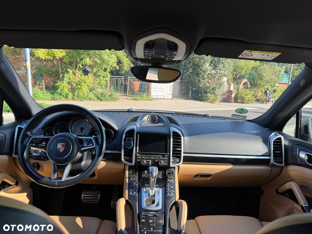 Porsche Cayenne S Diesel - 14