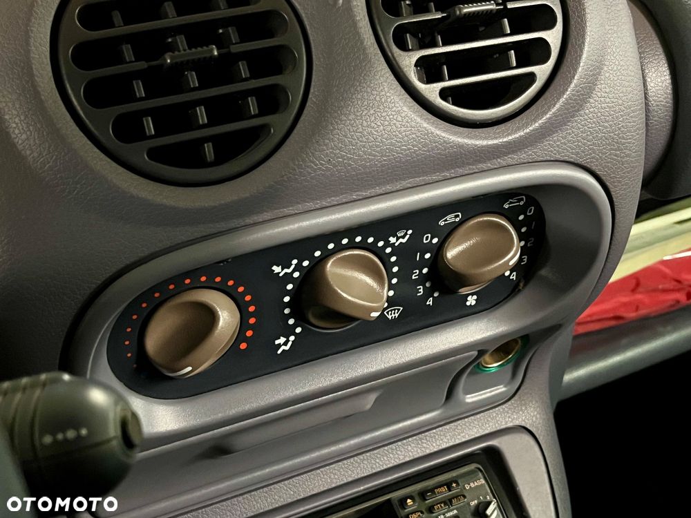 Renault Twingo - 27