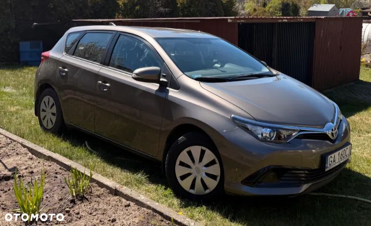 Toyota Auris - 7