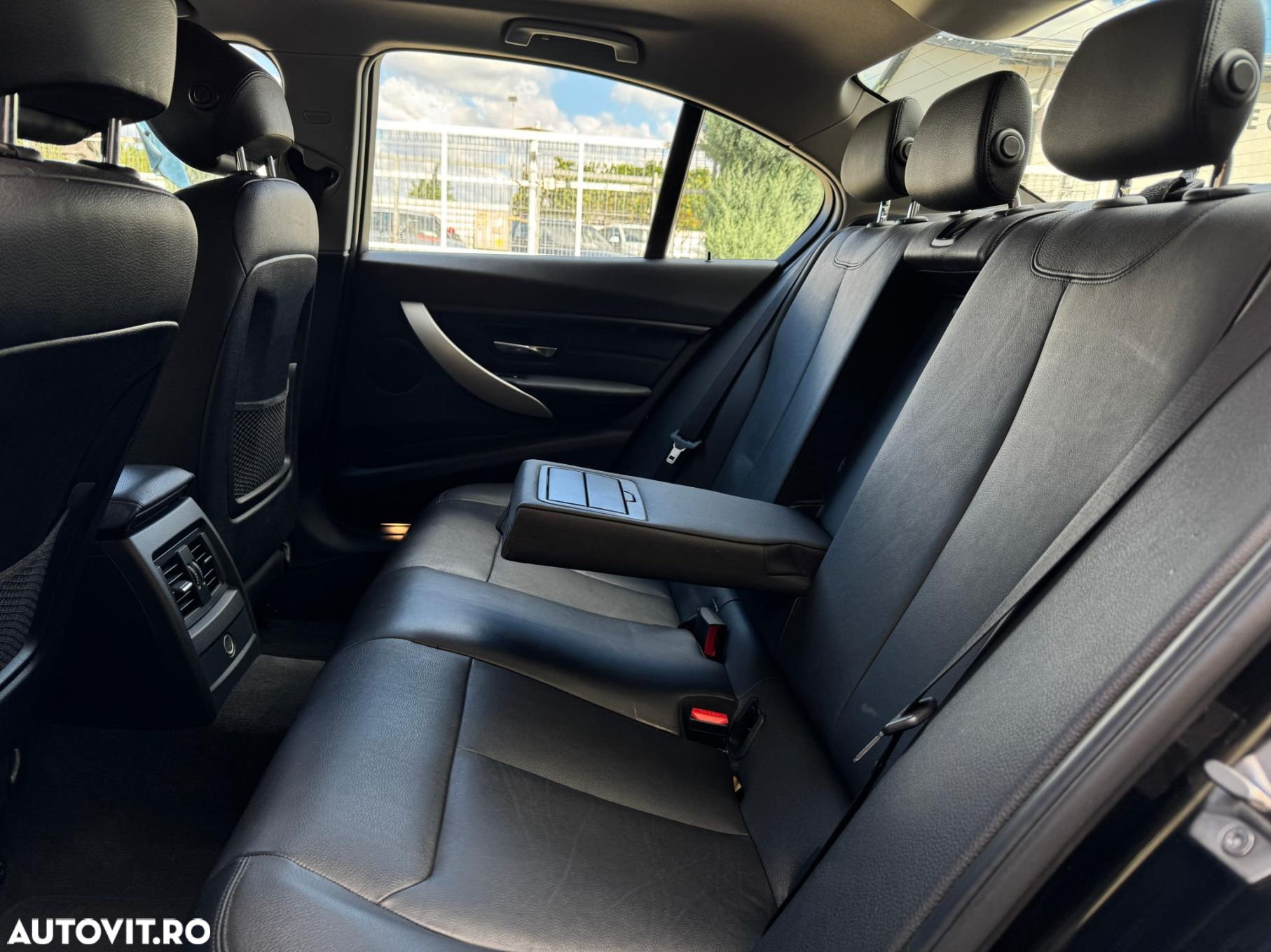 BMW Seria 3 - 18
