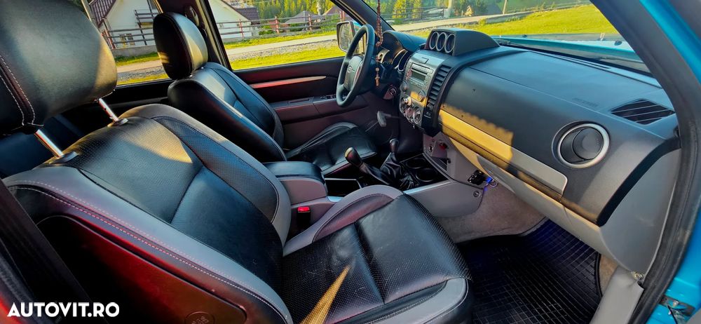 Ford Ranger XLT Limited - 13