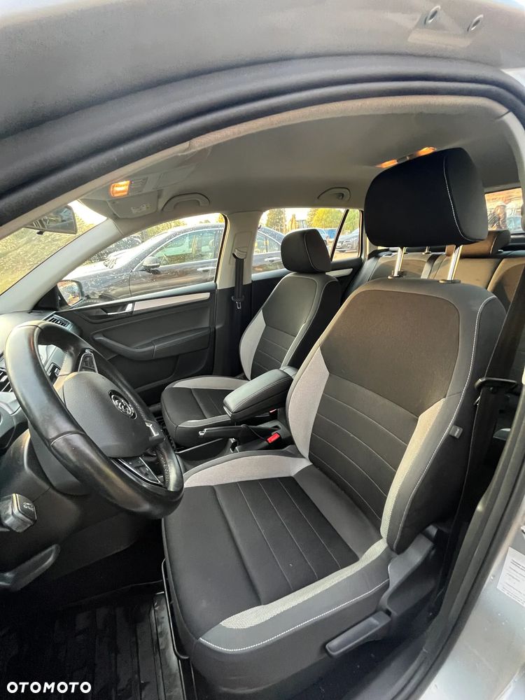 Skoda RAPID Spb 1.0 TSI Ambition - 15