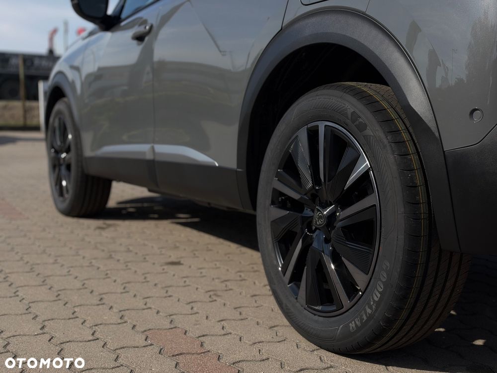 Peugeot 2008 PureTech mHEV GT Exclusive e-DCS6 - 28