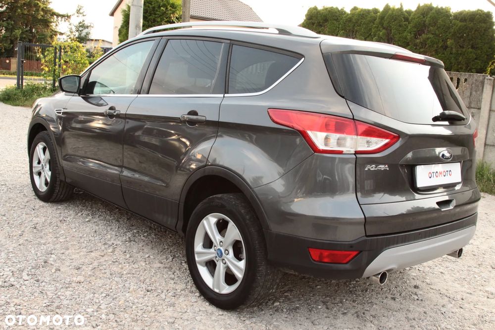 Ford Kuga 2.0 TDCi 2x4 Titanium - 7