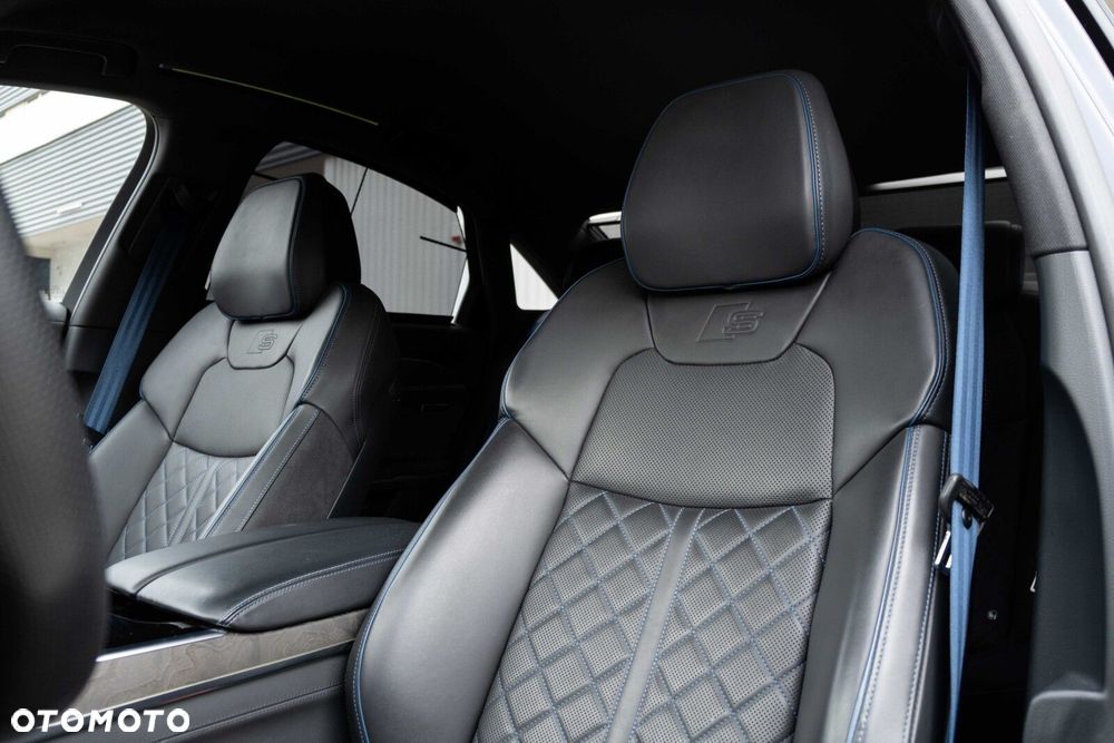 Audi A8 - 13