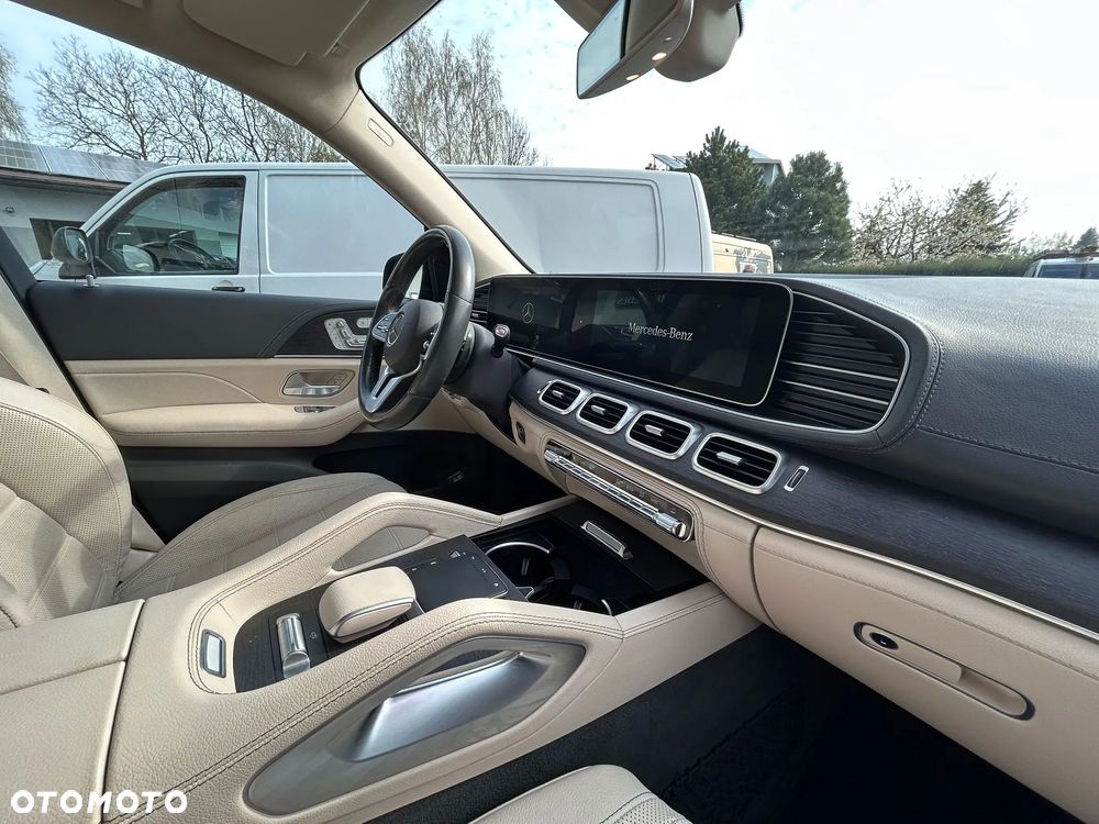 Mercedes-Benz GLE - 11