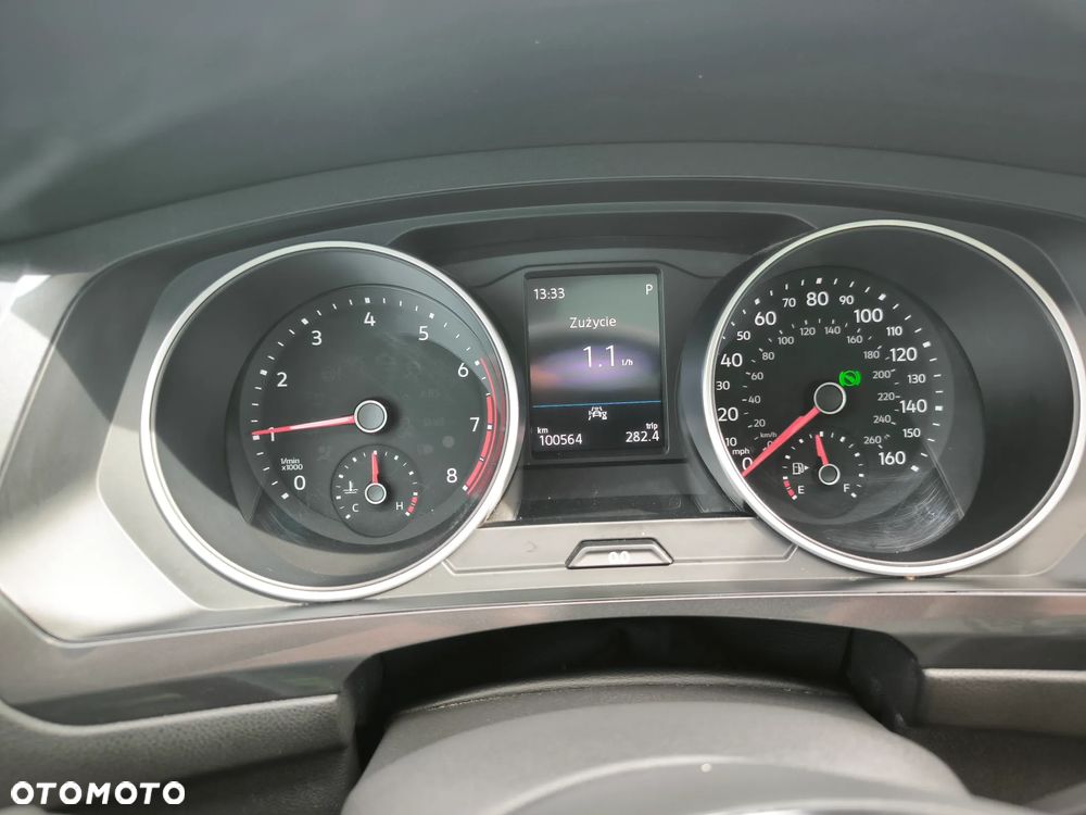 Volkswagen Tiguan - 26