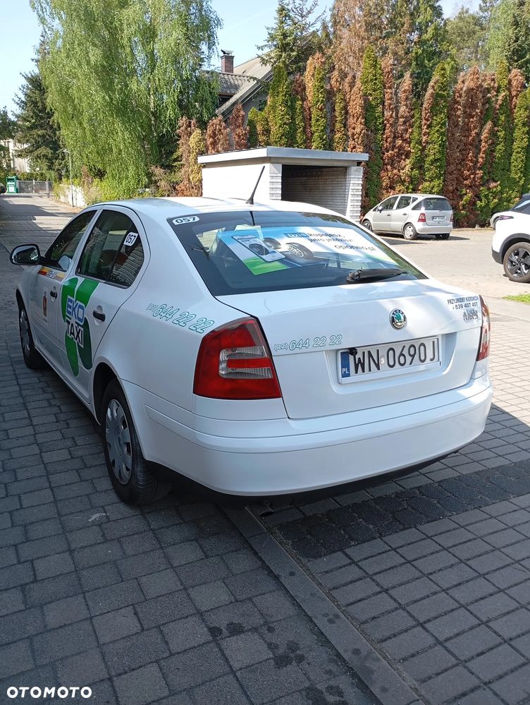 Skoda Octavia 1.6 Tour - 3