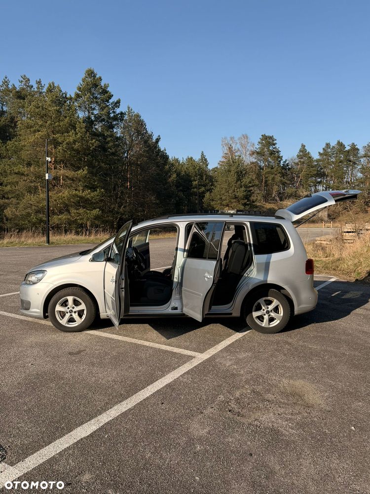 Volkswagen Touran 1.6 TDI DPF Comfortline DSG - 12