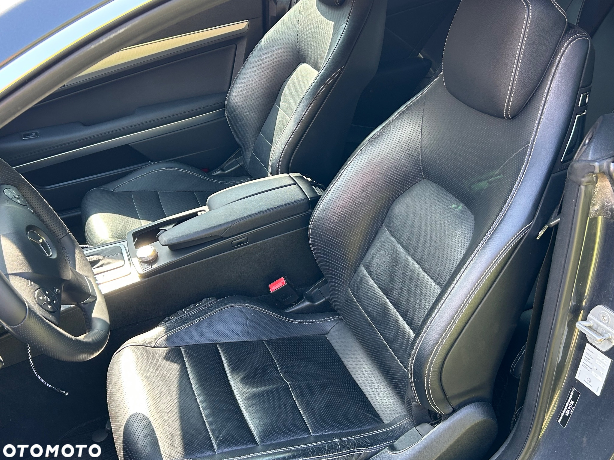 Mercedes-Benz Klasa E 350 CDI DPF Cabrio BlueEFFICIENCY 7G-TRONIC Avantgarde - 9