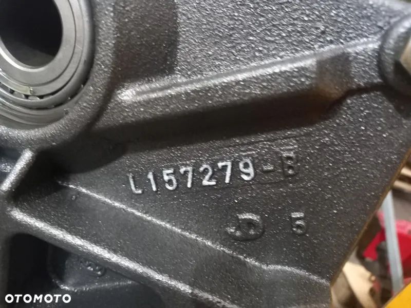 Elementy obudowa tylnego WOM PTO L153497 John Deere 6620 - 10