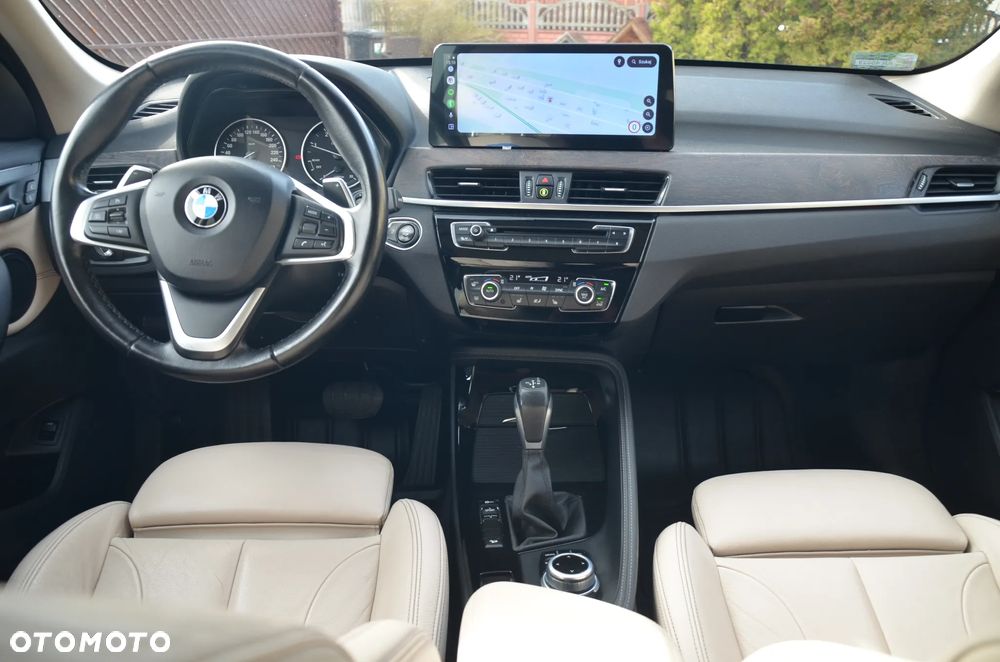 BMW X1 xDrive25d xLine - 27