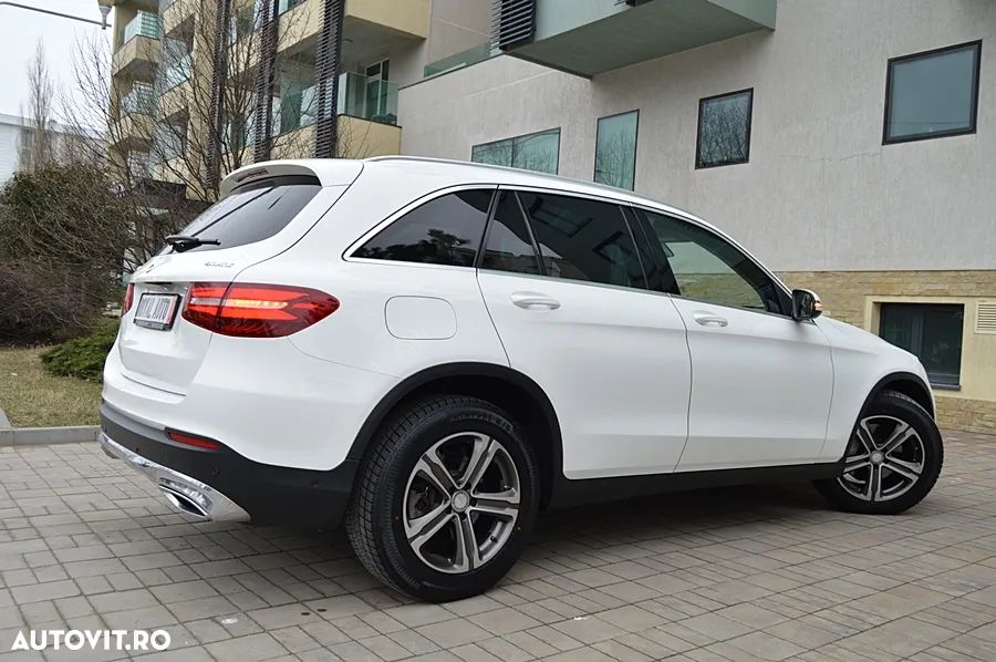 Mercedes-Benz GLC 220 d 4MATIC 9G-TRONIC - 24
