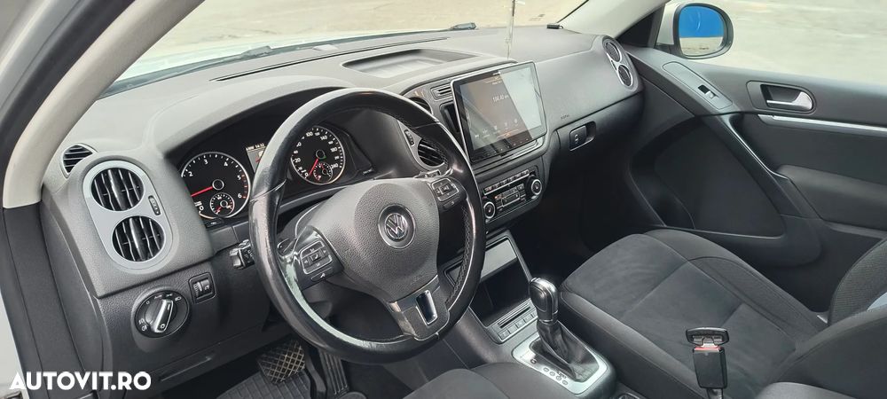 Volkswagen Tiguan 2.0 TDI DPF 4Motion BlueMotion Technology DSG Life - 17